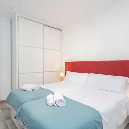 Apartment Deluxe Toni Flat - Parking & 5min Canteras Las Palmas de Gran Canaria